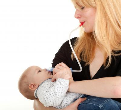 6 astuces pour moucher correctement bébé : Femme Actuelle Le MAG